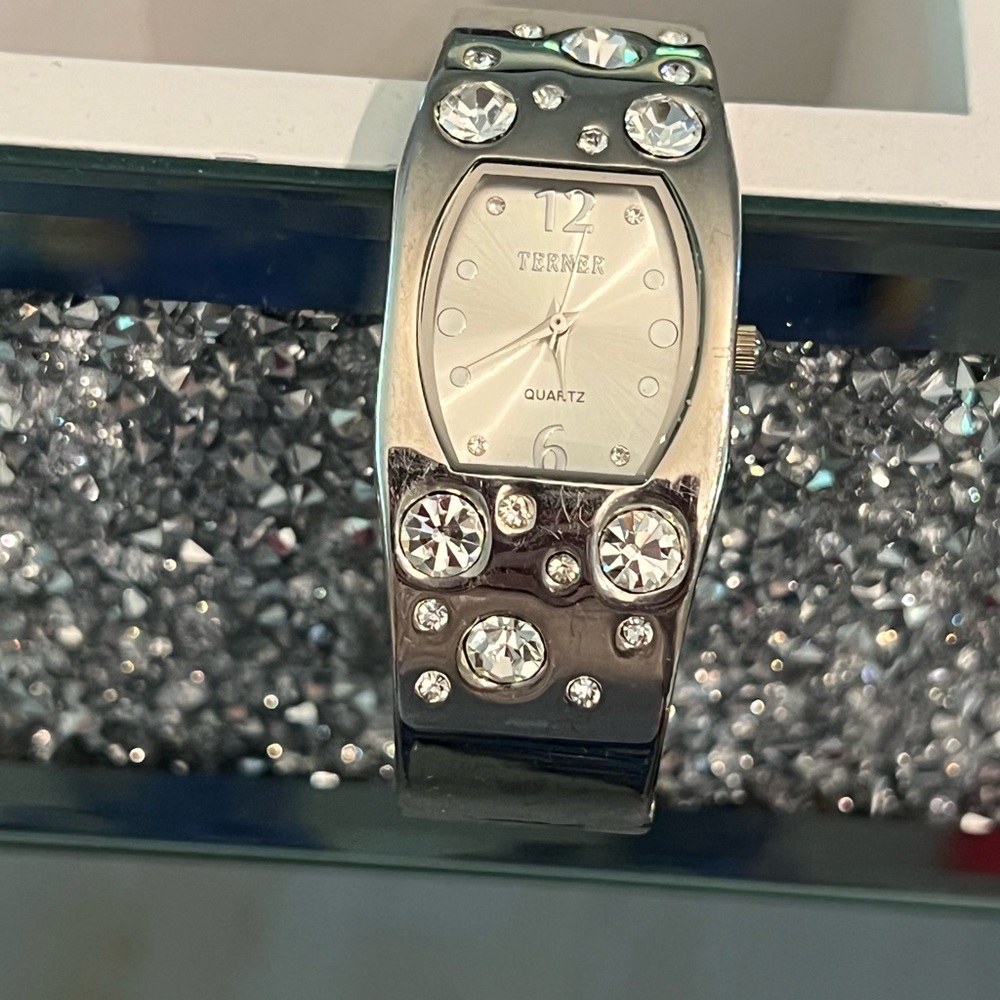 ⭐️TERNER BLING WATCH⭐️ - Picture 4 of 11
